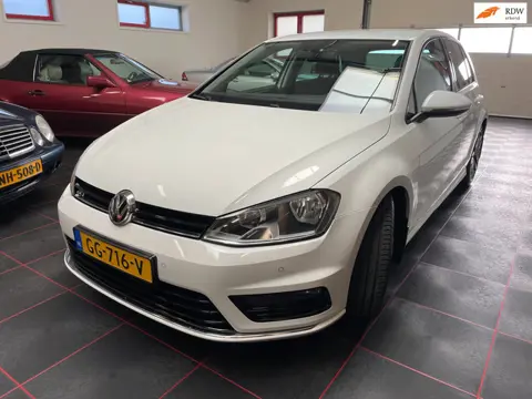 Volkswagen Golf 1.2 TSI Business Edition R Line