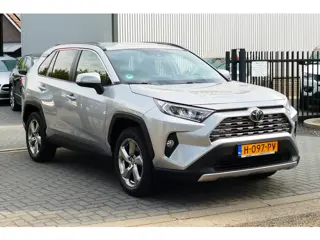 Toyota RAV4 2.0 VVT-iE Dynamic. 360 Camera, Adap Cruise, Clima, 18"LMV, Haak 1500kg
