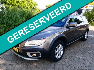 Volvo XC70 2.4D 176pk Automaat 1e eig. Leder Navi Trekhaak 1800kg.
