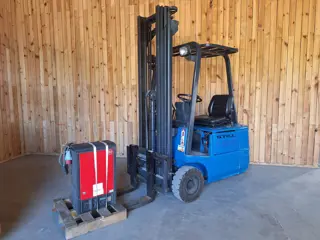 Still Heftruck R50-15 548 cm triplo met nette batterij (0016)