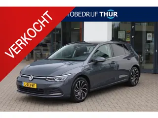 Volkswagen Golf 1.5 TSI Style 130PK / 96kW, Panoramadak, keyless start, navigatie, privacy glas, 17"