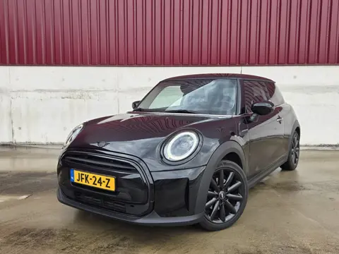 MINI 3-deurs 1.5 Cooper Classic (bj 2023, automaat)