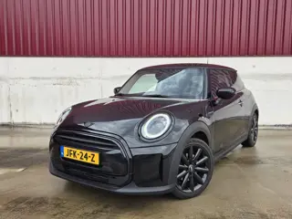 MINI 3-deurs 1.5 Cooper Classic (bj 2023, automaat)