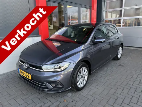 Volkswagen Polo 1.0 TSI Life Automaat | IQ Light | Stoelverwarming | ACC | Apple Carplay | Alcantara