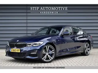 BMW 3 Serie 330e M Sport Individual | 19'' Wielen | Lederen Bekleding | CarPlay | Audio Media Pack |