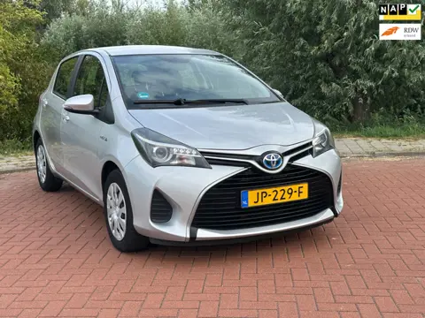 Toyota Yaris 1.5 Hybrid Aspiration Clima/Navi/Automaat