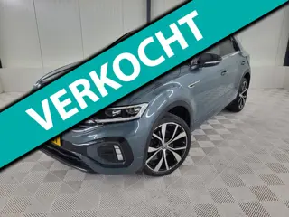 Volkswagen T-Roc 1.5 TSI R-Line Business+, Automaat, Panodak, Afneembare trekhaak, Camera, Carplay