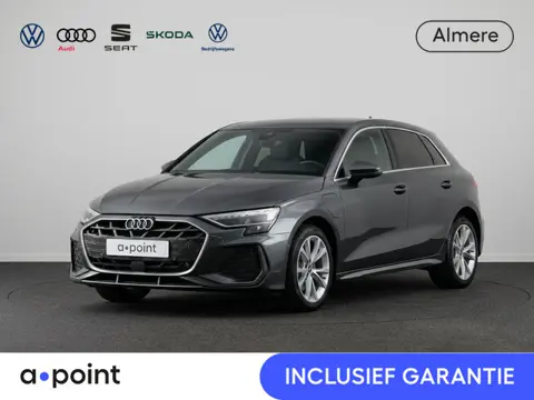 Audi A3 Sportback 40 TFSI e S edition 204 pk S-tronic | Verlengde garantie | Parkeersensoren (Park a