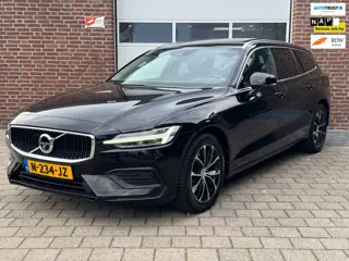Volvo V60 2.0 B3 Momentum Business|Pano|HUD|360Cam|H&K|Trekhaak|