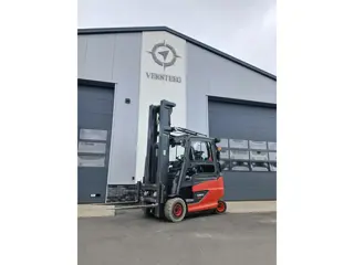 Linde E25HL-01 / 600 7m mast met 4e functie!!
