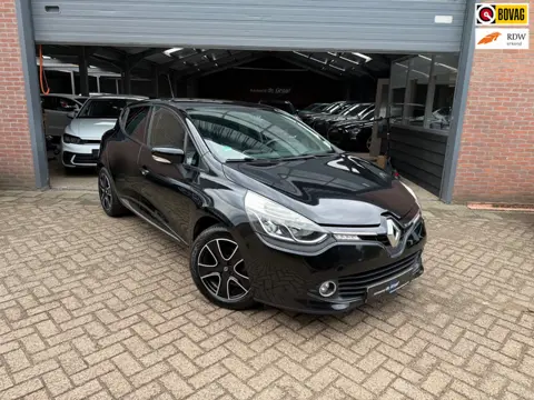 Renault Clio 0.9 TCe Eco2 Expression|CRUISE/NAVI/BLUETOOTH/PDC