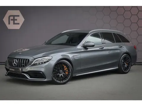 Mercedes-Benz C-Klasse Estate AMG C63S | KERAMISCH | TREKHAAK | STOELVERWARMING | CAMERA | FACELIFT 