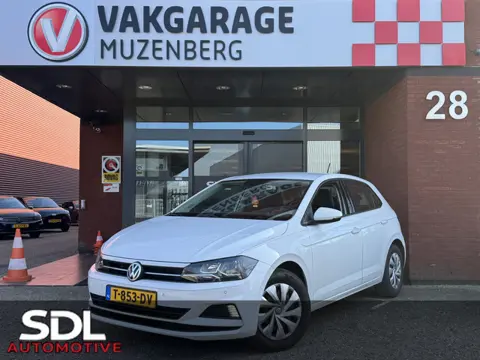 Volkswagen Polo 1.6 TDI Comfortline Business // NAVI // APPLE CARPLAY - ANDROID AUTO // PDC // CLIMA