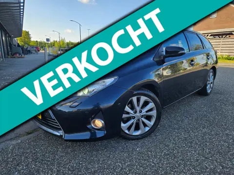 Toyota Auris Touring Sports Wij hebben nog goede Hybride Toyota`s>> drOranjeSnor