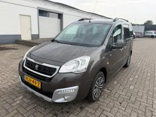Peugeot Partner Tepee 1.2 PureTech Active APK 16-4-2027 Cruise control, Trekhaak