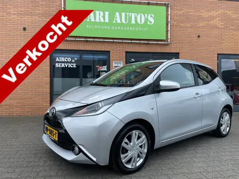 Toyota Aygo 1.0 VVT-i x-wave Open dak (bj 2015)