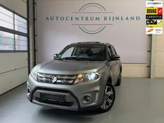 Suzuki Vitara 1.6 High Executive Panoramadak, camera, Trekhaaak, Stoelverwarming