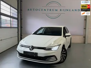 Volkswagen Golf 1.5 TSI Life Business, Camera, Stoel/stuurverwarming, Navi, Carplay