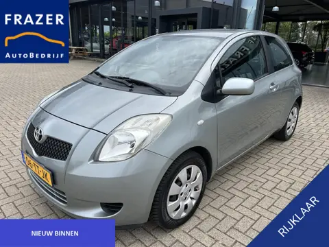 Toyota Yaris 1.3 VVTi SOL AUTOMAAT