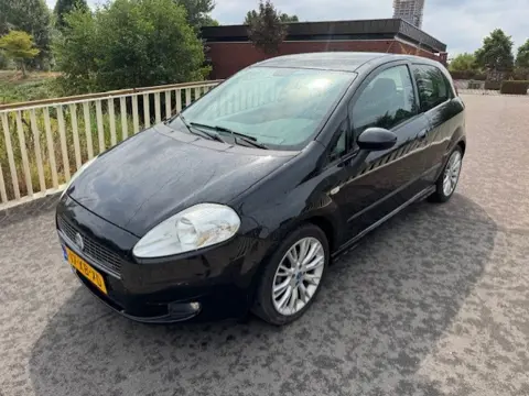 Fiat Grande Punto 1.4-16V Sport (bj 2007)