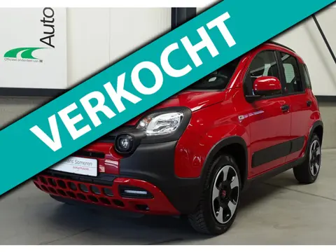 Fiat Panda 1.0 Hybrid Cross "RED" - EX DEMO !! - 3184 km !! - 5 PERS. !!/CARPLAY/CLIMATE/BLUETOOTH/I