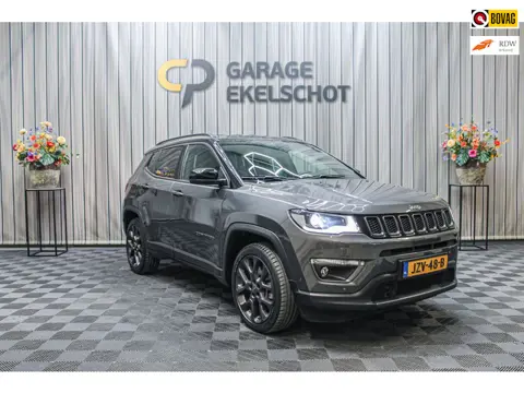 Jeep COMPASS 4xe 240 Plug-in Hybrid Electric S|Leer|Carplay|Camera