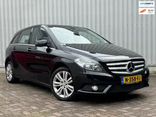 Mercedes-Benz B-klasse 180 Ambition Automaat Navigatie Stoelverwarming