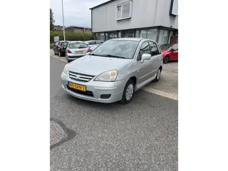 Suzuki Liana 1.3 5 deurs Airco Goed rijdende en nette auto met een Apk t/m 02-06-2027. .