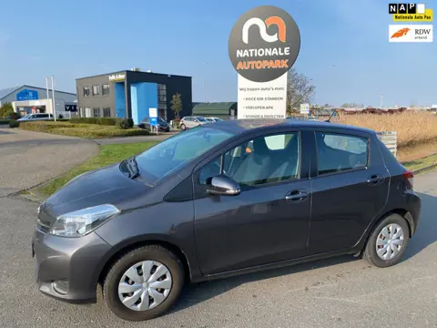 Toyota Yaris | 2013 | 1.0 VVT-i Aspiration | APK | CAMERA | CLIMA