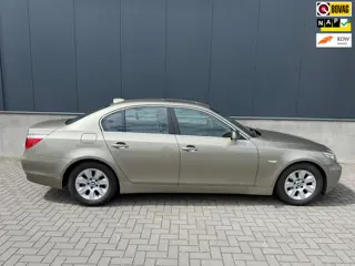 BMW 5-serie 530i Executive Automaat, 53.000 km, NED. auto, Youngtimer, Unieke auto