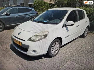 Renault Clio 1.2 Collection 5 deuren airco elektrische ramen sport wielen apk maart 2027 bouwjaar 20