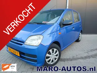 Daihatsu Cuore 1.0-12V 5d. Anniversary | NW. DISTR.+KOPPELING! 5-DEURS! Boekjes! 2009| RIJKLAAR!