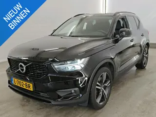 VOLVO XC40 1.5 T4 RECHARGE R-DESIGN EXPRESSION (86% SOH) I P-CAMERA I NAVIGATIESYSTEEM I STOELVERWAR