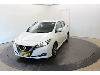 Nissan Leaf Acenta 40 kWh Exportprijs exc BTW (bj 2018)