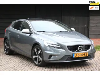 Volvo V40 1.5 T3 Sport R Design/Panorama/Camera/Parkeersensor v,a/Trekhaak