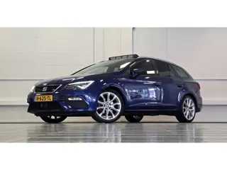 Seat Leon ST 1.4 EcoTSI FR Business Intense Schuif/kanteldak Alcantara Trekhaak LED Mooi!