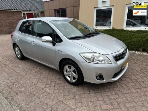 Toyota Auris 1.8 Full Hybrid AspirationNAVI KLIMA APK NAP