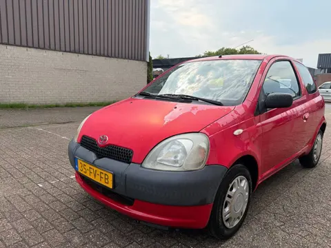 Toyota Yaris 1.0-16V VVT-i Terra zo meenemen (bj 2000)