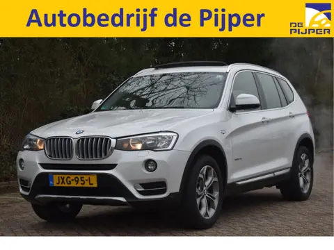 BMW X3 xDrive20i X-Line 184 pk | Pano.dak | Leder | Stoelverwarming | Navigatie | Bluetooth | PDC v+
