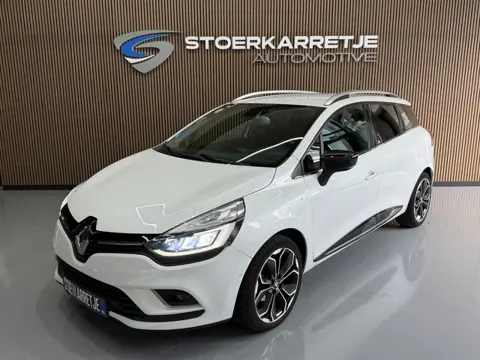 Renault Clio Estate 0.9 TCe Bose | Navi | 17" | Cruise control | Stoelverwarming | Camera | Perfect 