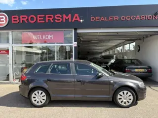Audi A3 Sportback 1.6 FSI Attraction NETTE AUDI * NW APK *