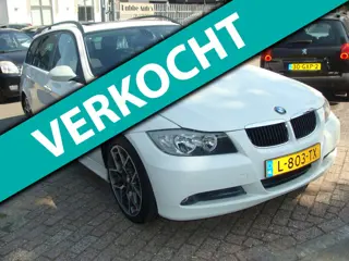 BMW 3-serie Touring 318i exe pano elek pak nap apk