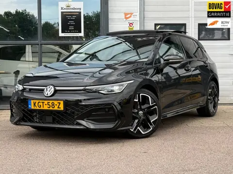 Volkswagen GOLF 1.5 eTSI R-Line Edition| PANO| HUD|