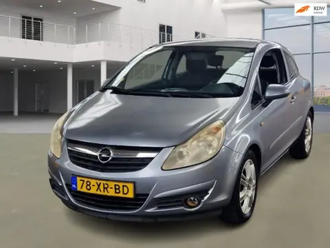 Opel Corsa 1.4-16V Enjoy Airco Cruise Trekhaak