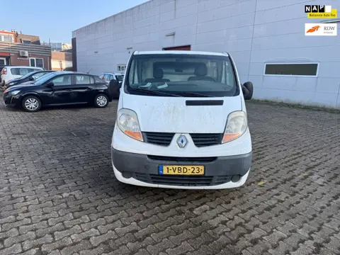 Renault Trafic 2.5 dCi T29 L2H1 )) nieuwe apk --- AUTOMAAT ----- AIRCO---
