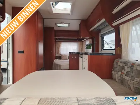Chateau Calista 450 FHU Mover Fransbed Zitt Tent