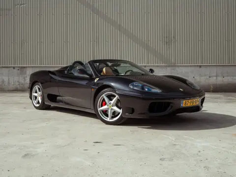 Ferrari 360 3.6 V8 Spider 400PK (2001) | 73.529 km | Handbak | Nero Daytona | Cuoio | TubiStyle
