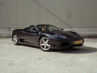 Ferrari 360 3.6 V8 Spider 400PK (2001) | 73.529 km | Handbak | Nero Daytona | Cuoio | TubiStyle