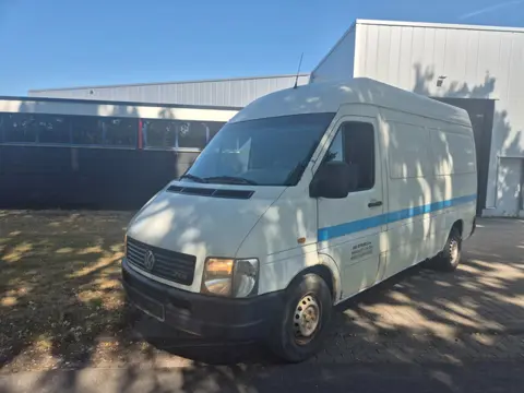 Volkswagen LT35 LT 312D 2005 2.5TDI DIESEL LANG HOOG MANUEEL