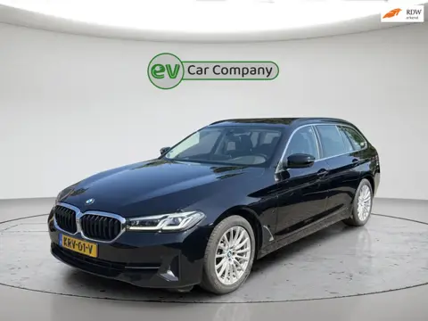 BMW 5-serie Touring 530e Business Edition Plus | 360 Camera | Elektrische stoelen | CarPlay | 1e Eig